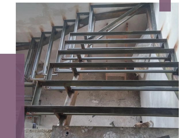 Демонтаж лестниц в Рославле от 4316 руб. 