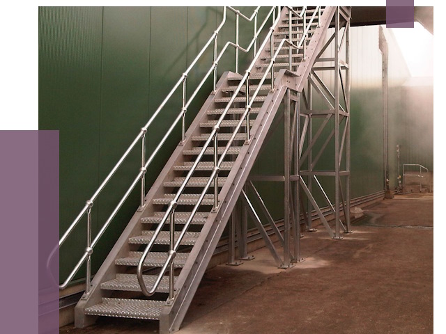 Демонтаж пожарных лестниц в Рославле от 7399 руб.