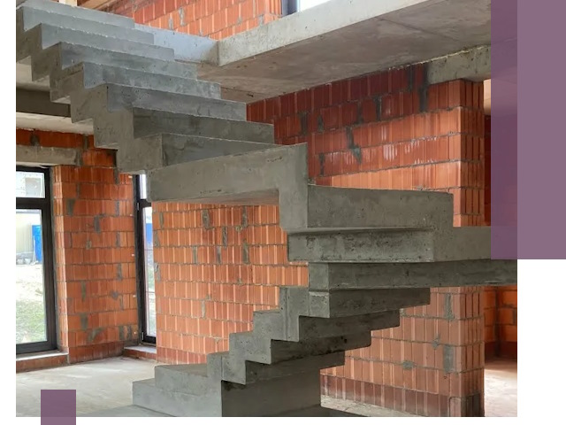 Изготовление бетонных лестниц под ключ в Рославле