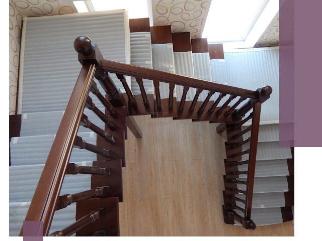 П-образные лестницы под ключ в Рославле — изготовление и монтаж