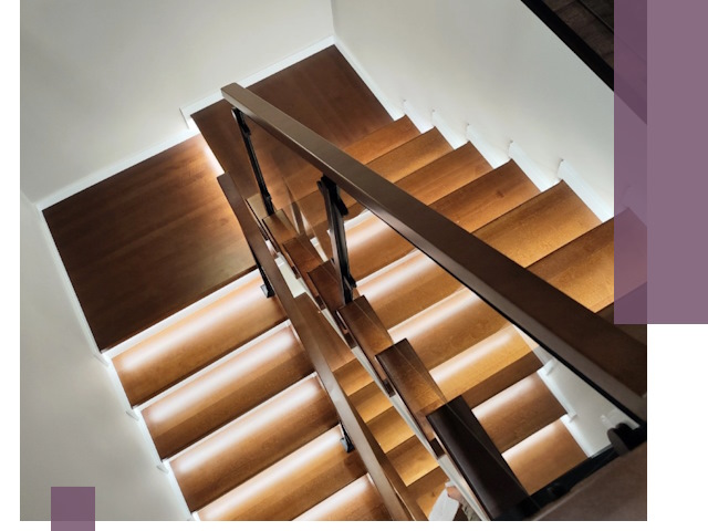 Изготовление П-образных лестниц под ключ в Рославле