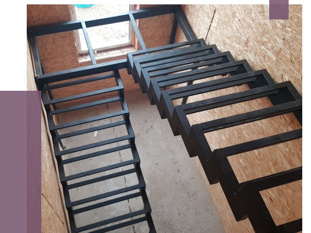 Демонтаж лестниц на металлокаркасе в Рославле от 7399 руб. за м²