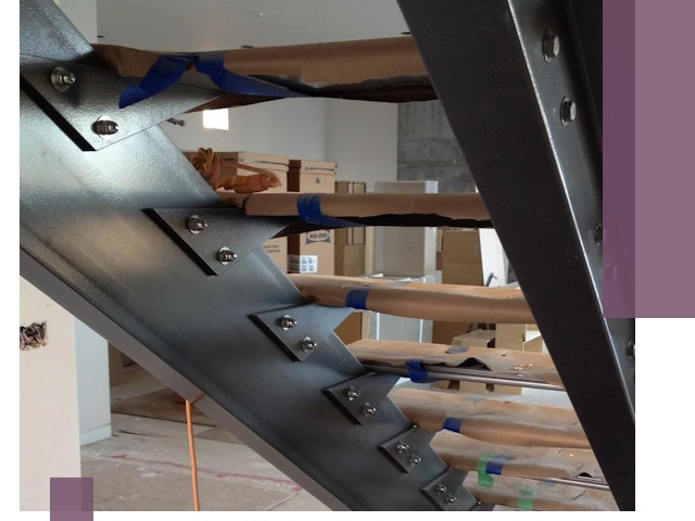 Усиление лестничных конструкций и усиление опор в Рославле