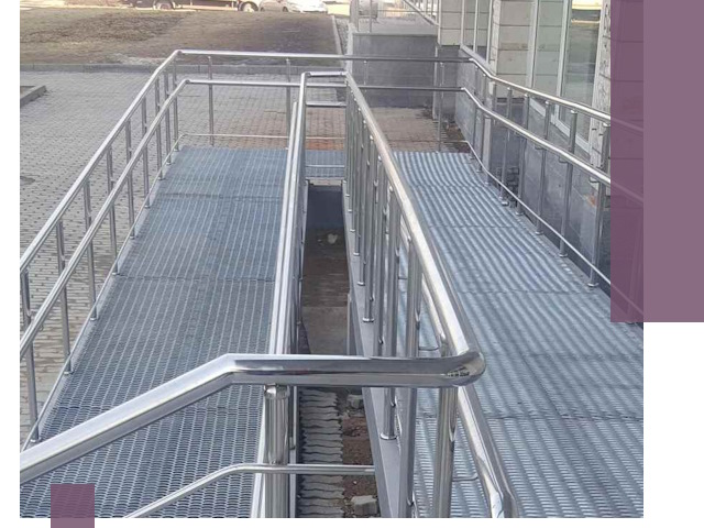 Монтаж пандусов любой сложности в Рославле за короткие сроки