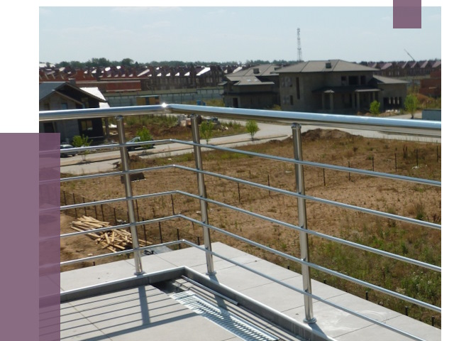 Парапеты из нержавеющей стали в Рославле от 8015 руб. за м² | ПРОЛЁТ-Рлв