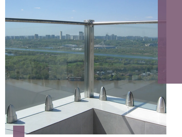 Стеклянные парапеты премиум класса в Рославле для домов и бизнесов