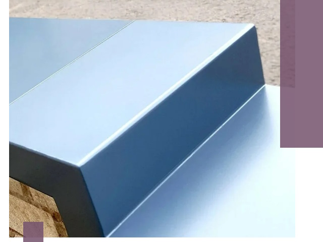 Крышки на парапет в Рославле: изготовление и монтаж под ключ